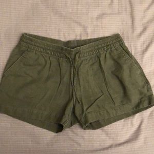 olive green linen shorts